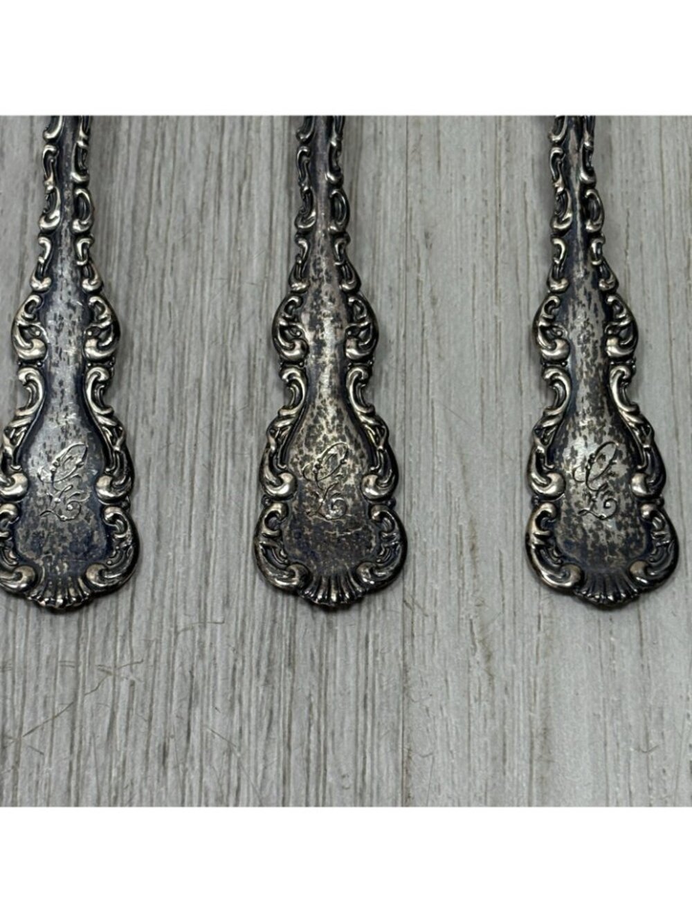 5 - ANTIQUE PAT 1891 STERLING SILVER H. J. HOWE SPOON 5 1/4" Monogrammed - Picture 7 of 13